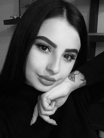 Ева